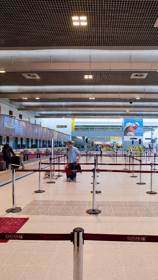  Los sistemas mejorados de Philips Lighting proporcionan luz a la Terminal 2 del Aeropuerto de Manchester 