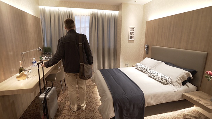 Iluminación para hoteles: el sistema RoomFlex de Philips Lighting utiliza la detección de presencia para ofrecer una experiencia excelente al cliente y ahorrar energía.