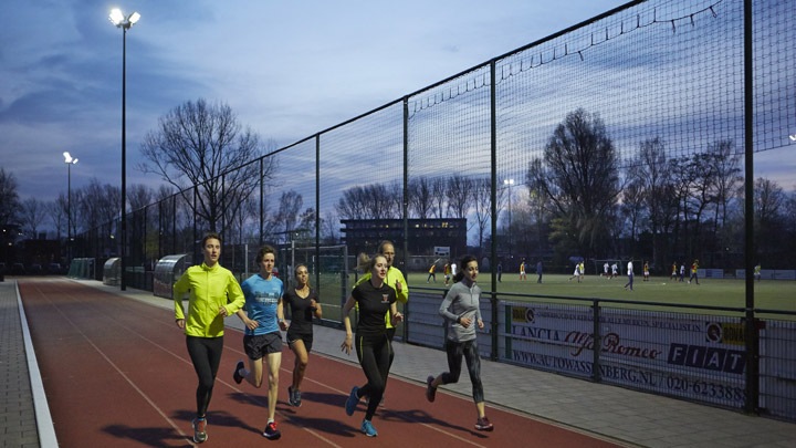 Proyector LED OptiVision - campos y pistas de deportes