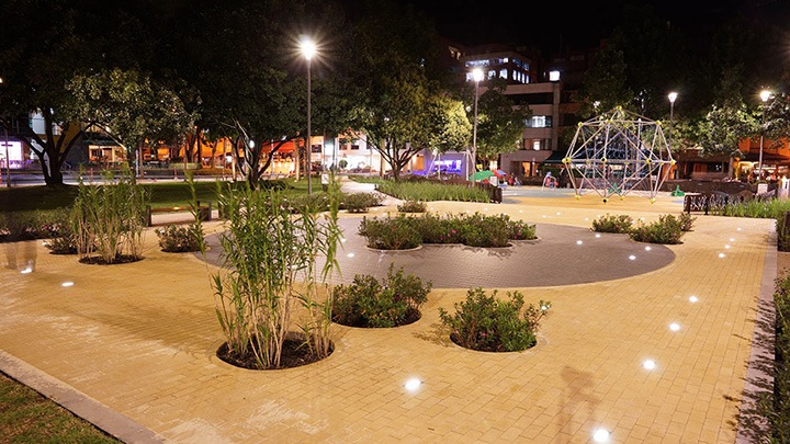 Iluminación Parque de la 93 Bogotá